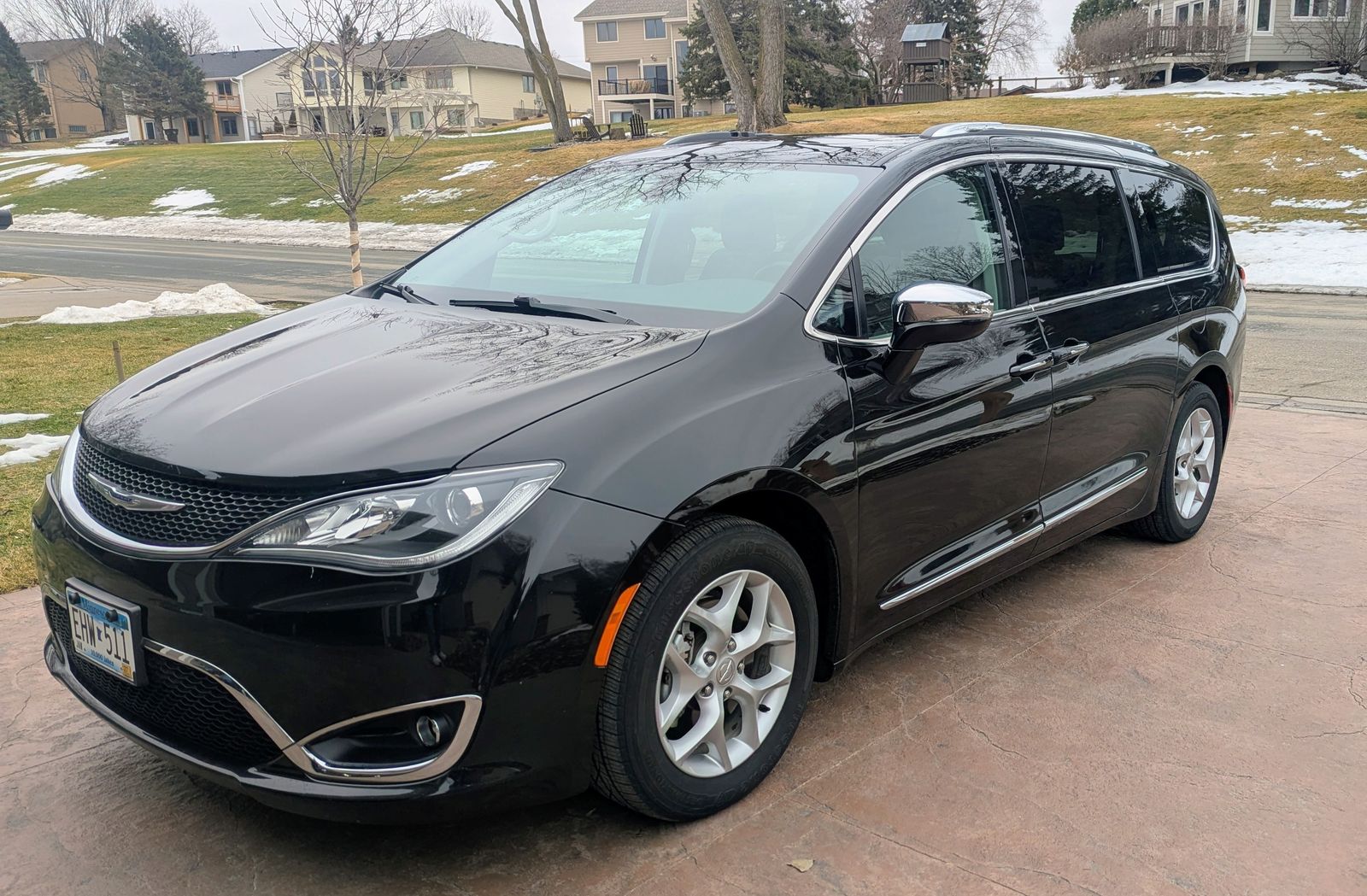 2019 CHRYSLER PACIFICA Limited
