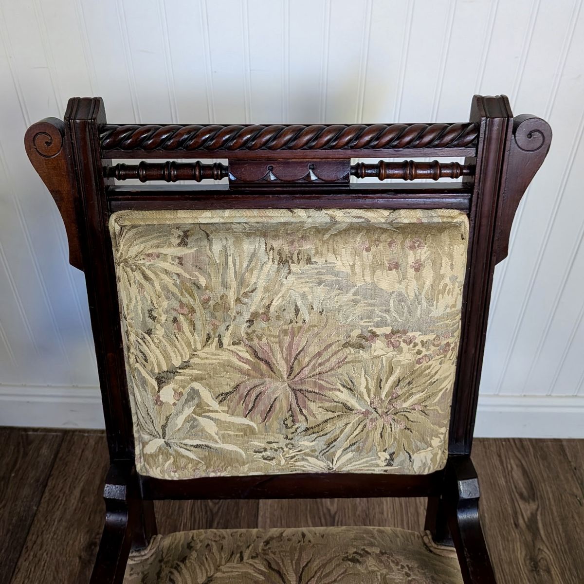 Main image 10