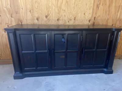 Buffet Cabinet/Sideboard