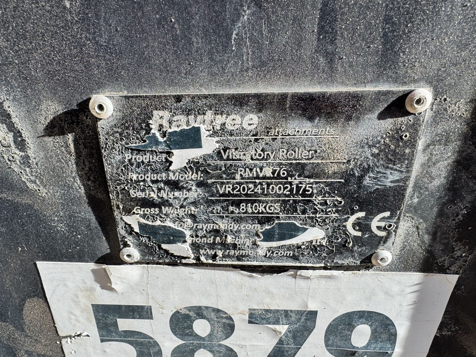 Main image 3