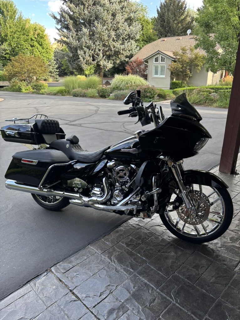 2021 Harley Davidson Road Glide