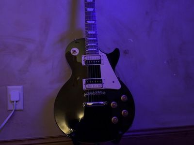 Epiphone Les Paul Modern Pro Electric Guitar - Ebony + Mini Guitar Headphone Amp
