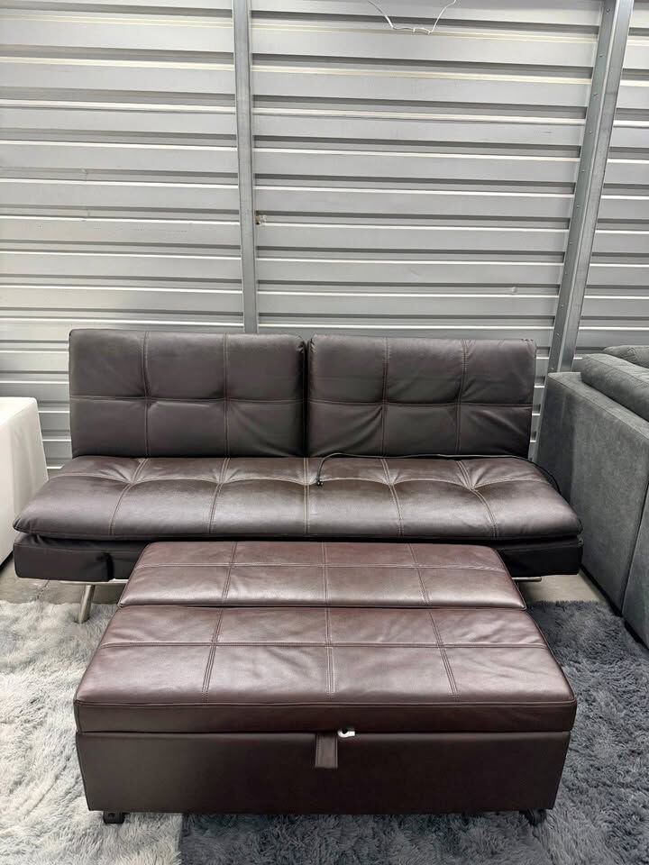 LAST WEEKEND DEAL – MOVING MONDAY  Costco Lounge Chair + Sleeper Ottoman Combo