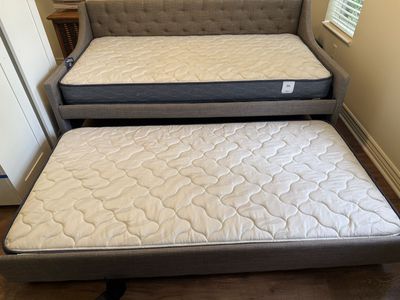 Daybed with Trundle - Grey Tufted Fabric - Includes 2 Serta Mattresses
