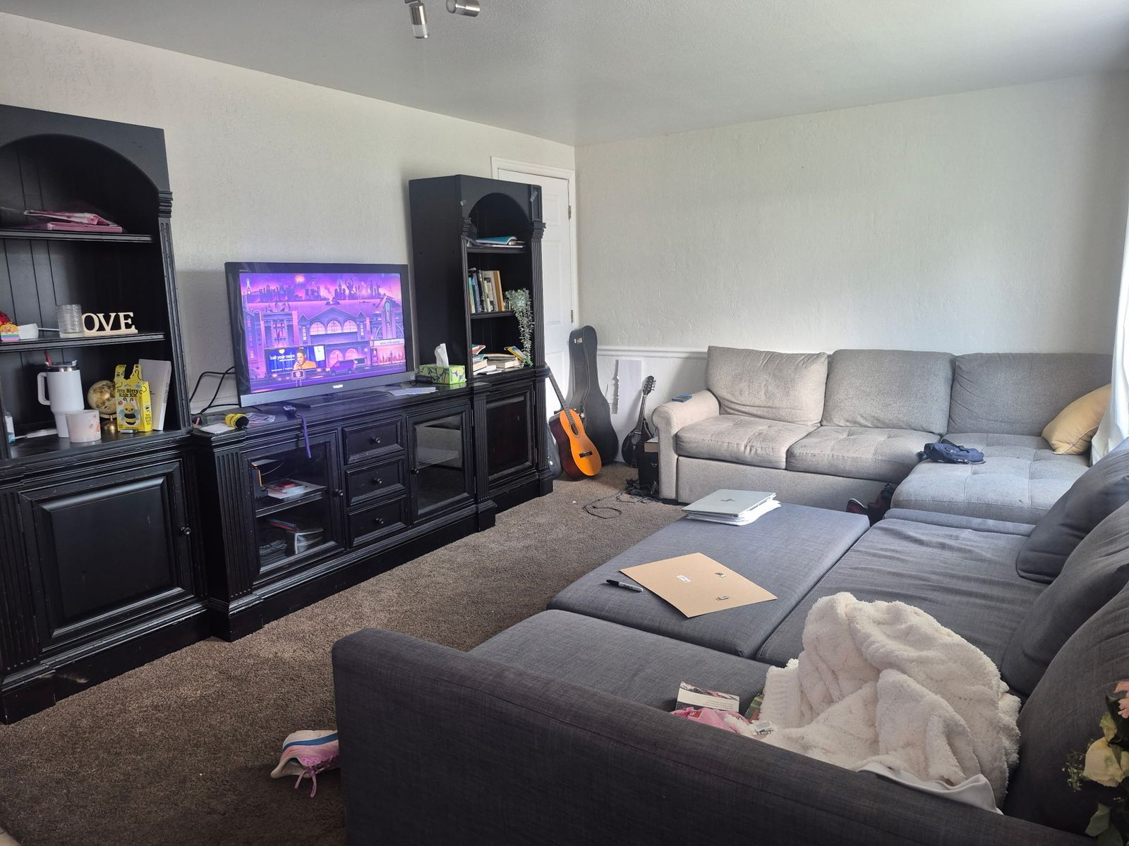Furnished Shared Room for Rent - Girls, 3 Bed, 2 Bath with Shared Washer/Dryer