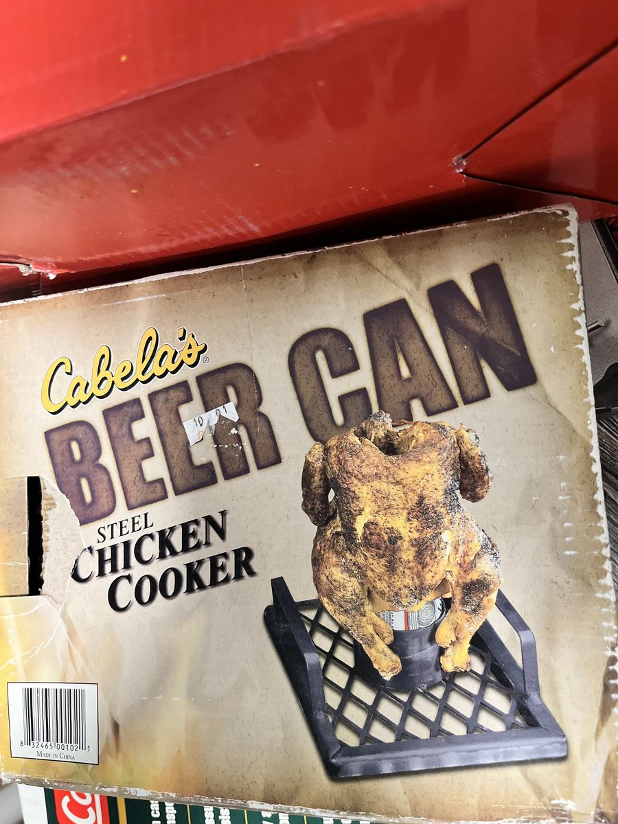 Beer can chicken cooker