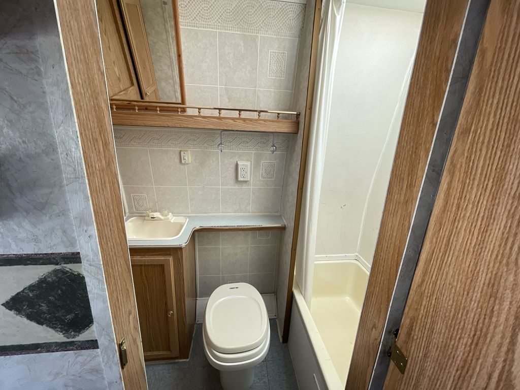 Main image 31