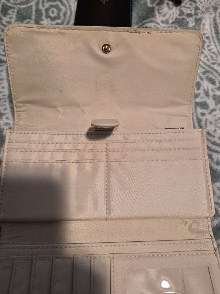 Beige Faux Leather Long Wallet with Multiple Card Slots and Zipper Pocket