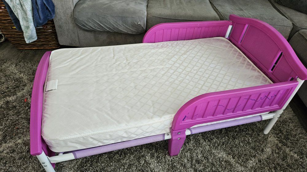 Pink Toddler Bed with Mattress