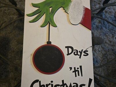 Grinch Countdown to Christmas Wood Sign