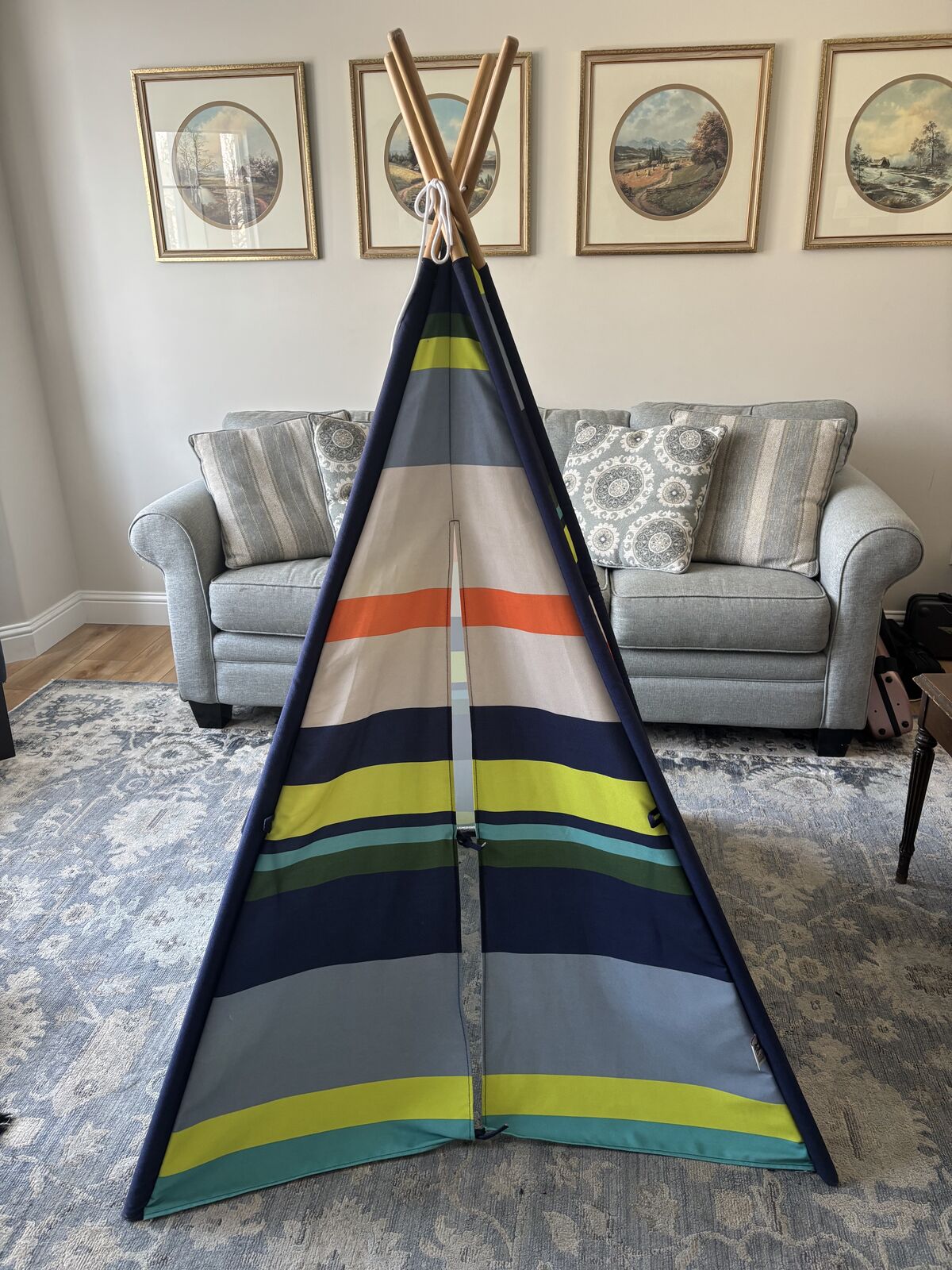 Play teepee tent