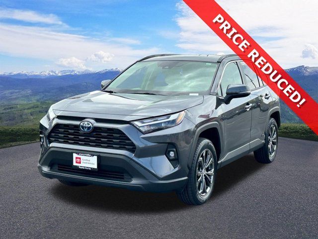 2023 Toyota RAV4 XLE Premium