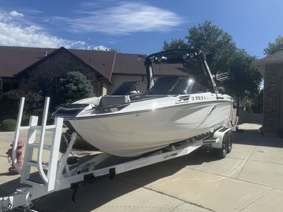 2023 Centurion Ski and Wakeboard Boat with Tower and Trailer - White