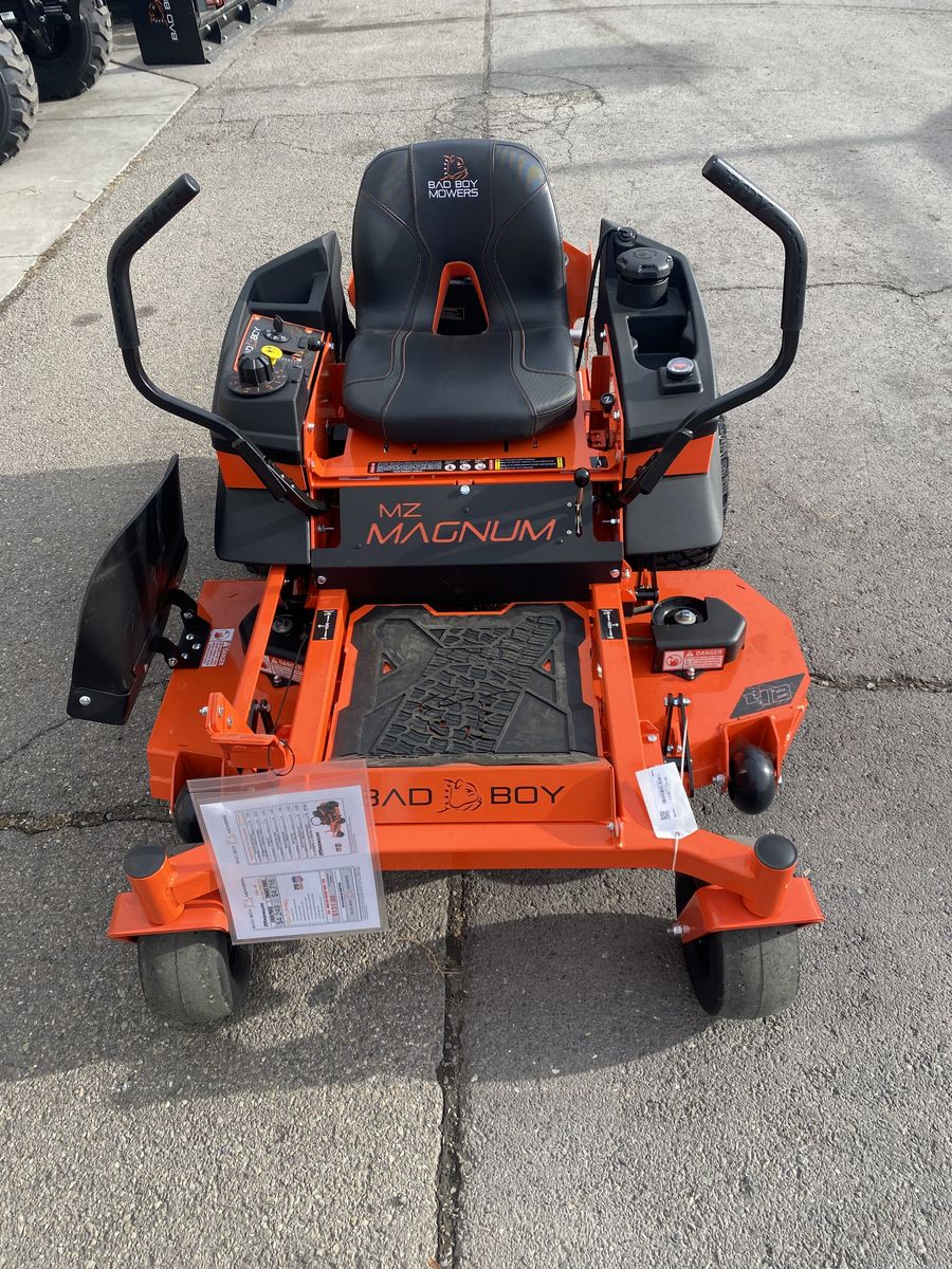 BAD BOY MAGNUM 48 W/KAWASKI MOWER
