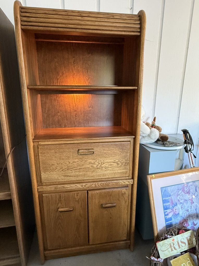 Desk/shelving Unit