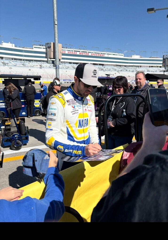 Six Neon Garage Passes For NASCAR In Vegas!