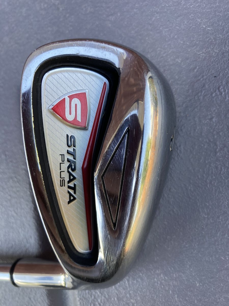 Strata Plus P Pitching Wedge Golf Club Right Handed 36 inches