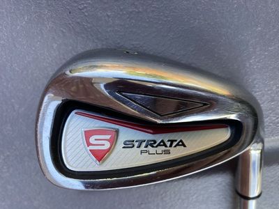 Strata Plus P Pitching Wedge Golf Club Right Handed 36 inches