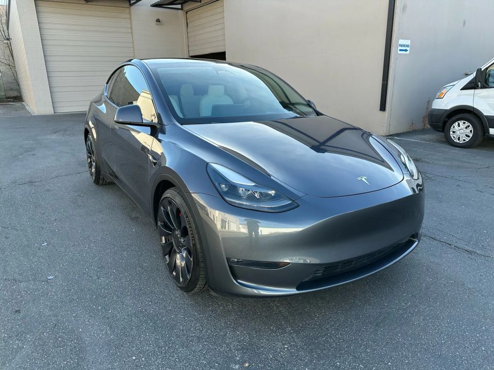 2023 Tesla Model Y Performance