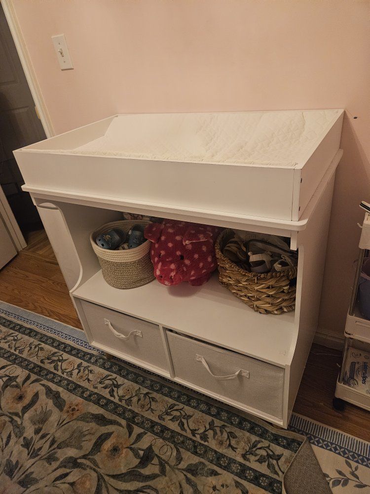 Main image 3