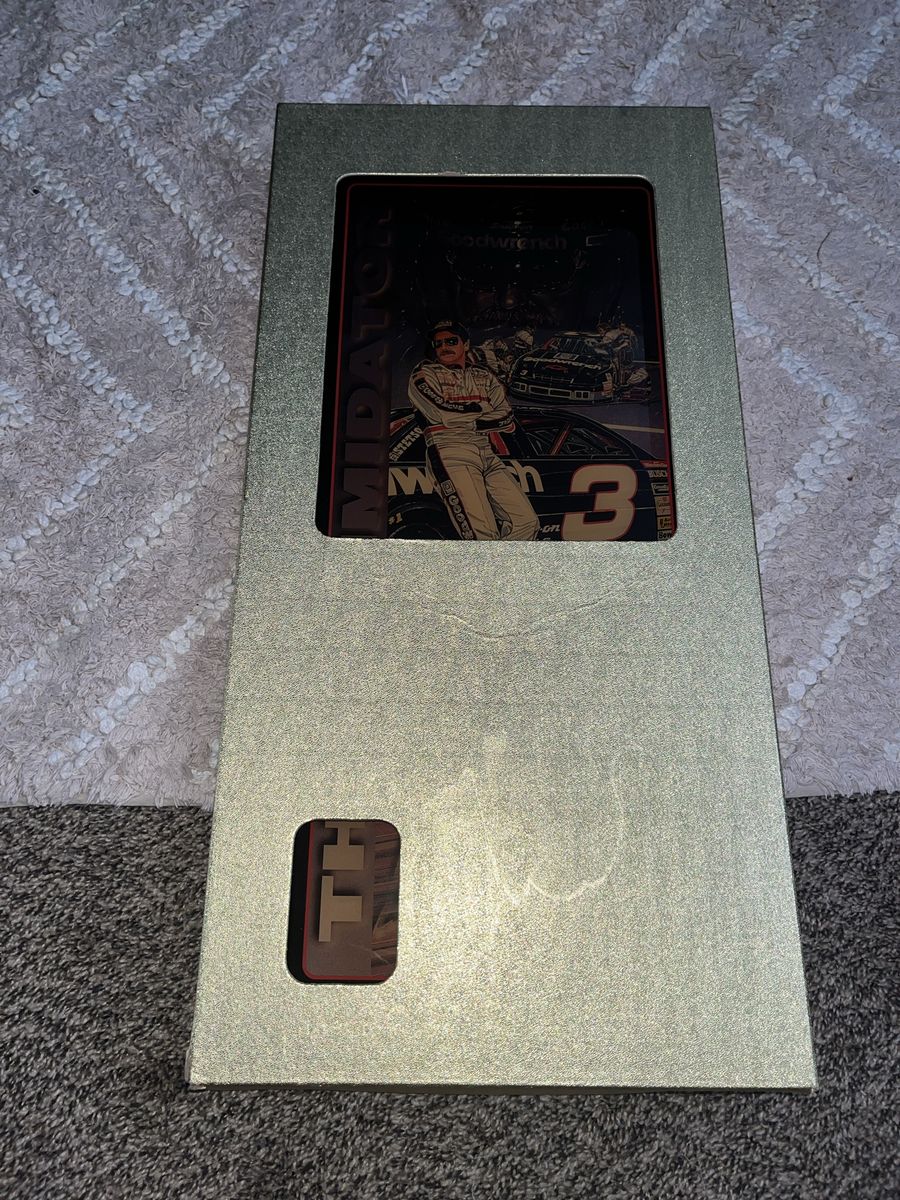Main image 2