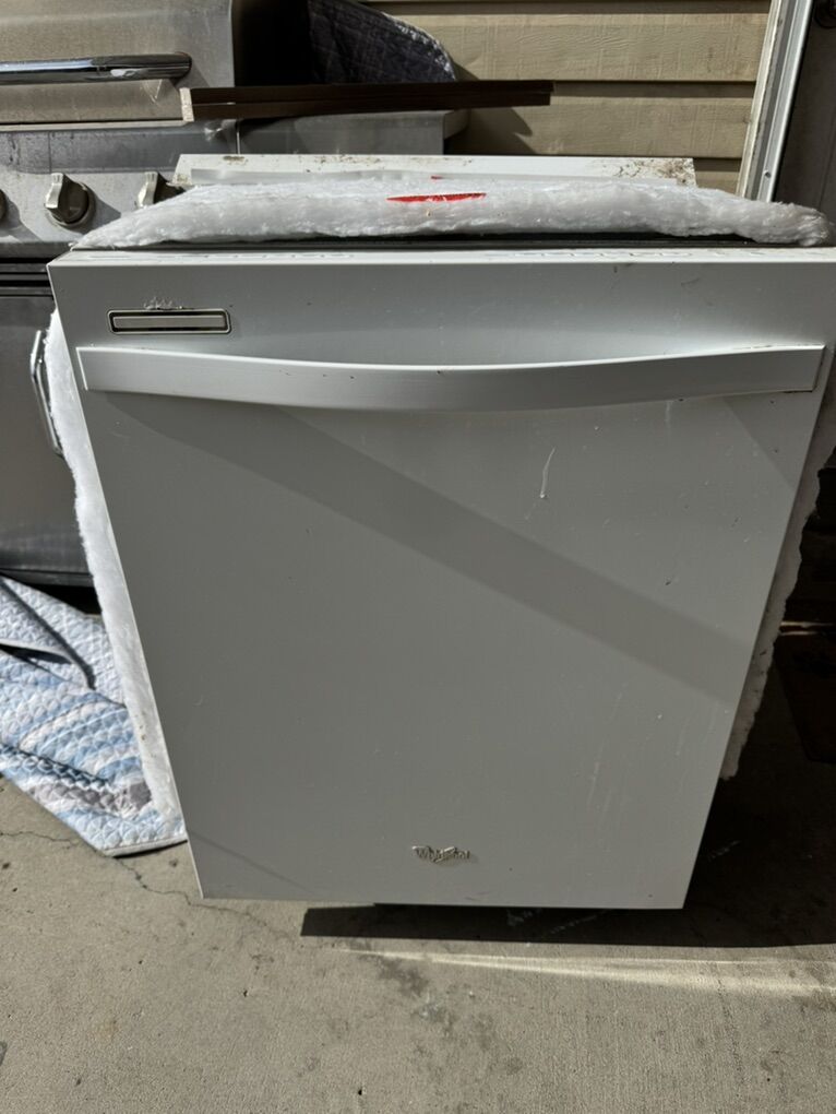 WHIRLPOOL DISHWASHER