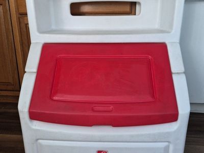 Step2 Plastic Red & White 2-in-1 Bookcase and Toy Box.