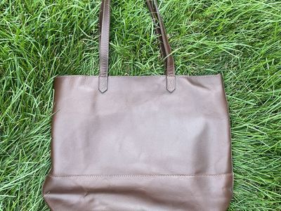 Kodiak Juneau Leather Tote Dark Walnut
