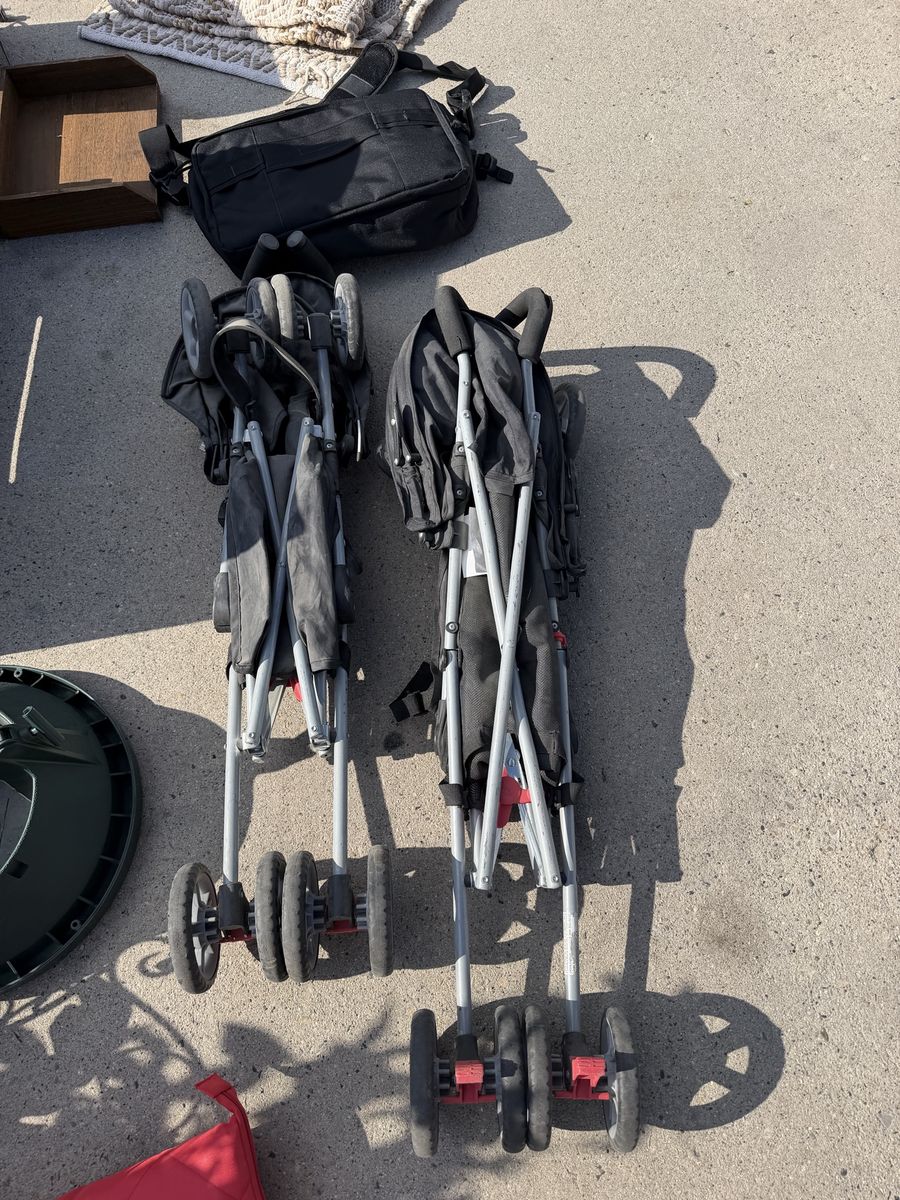 Kids 2 Black Umbrella Stroller - Lightweight & Compact