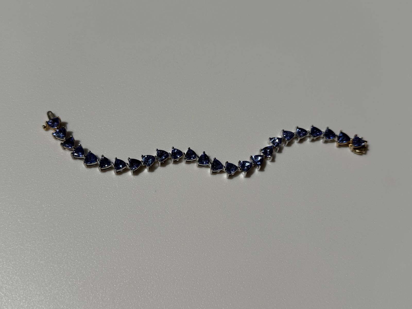 Main image 5