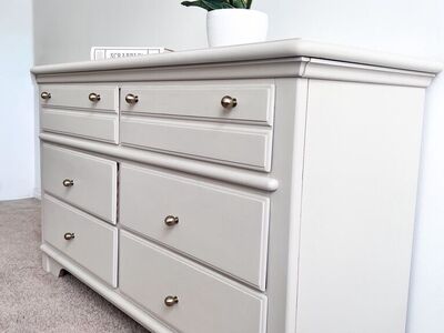 Solid Wood 6 Drawer Dresser