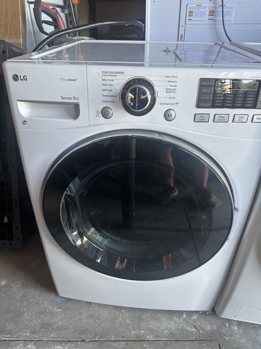 LG TrueSteam Electric Dryers