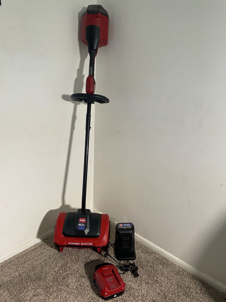 Toro FLEX FORCE 12in Power Shovel 60V