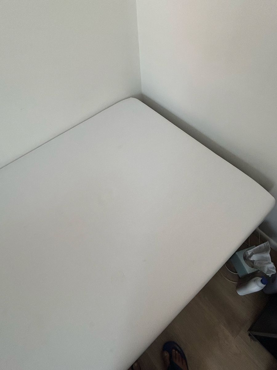 Main image 4
