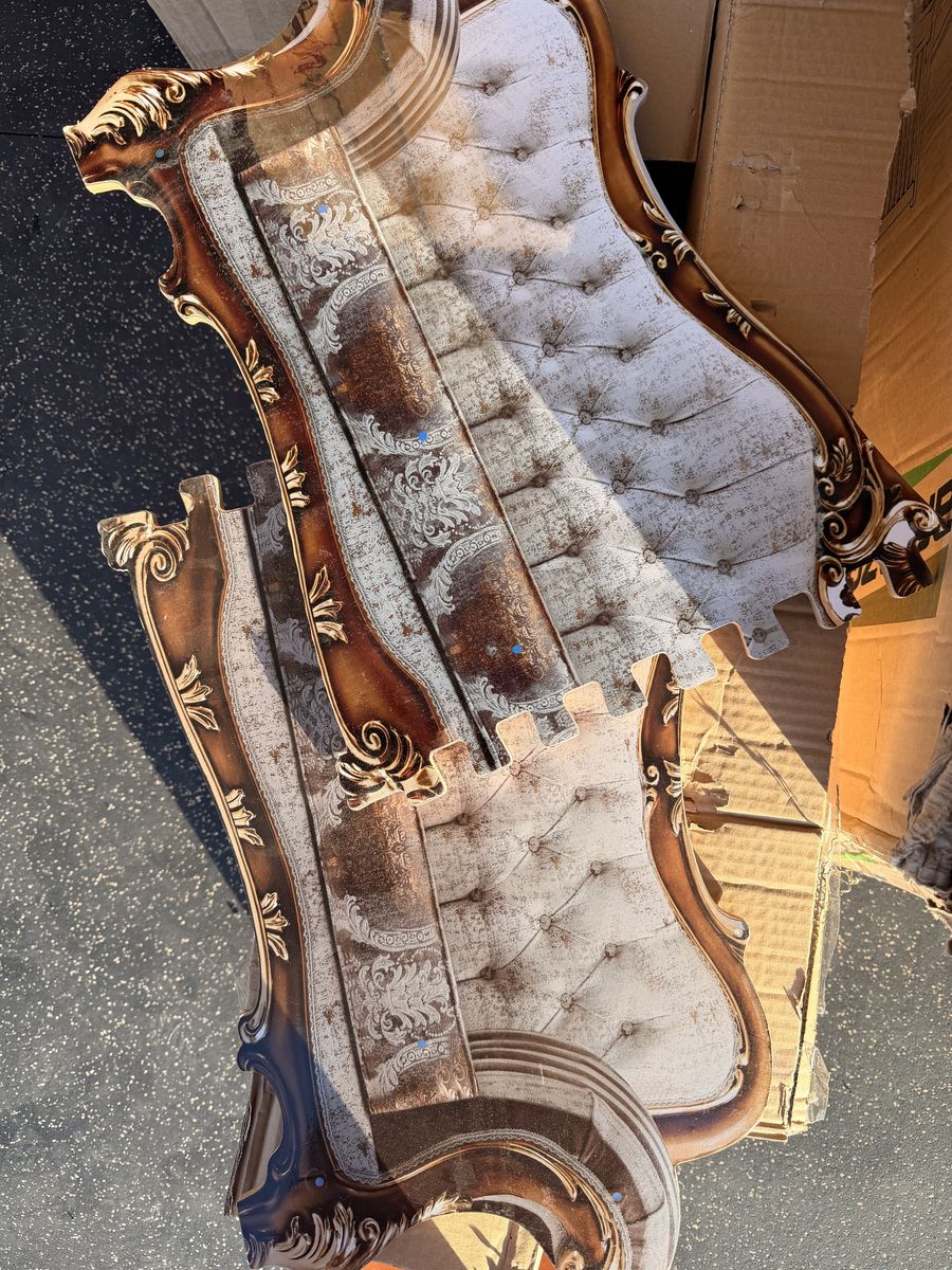 NEW Small 3D Cardboard Couch Decoration