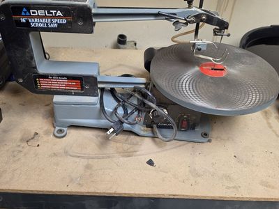 Delta 16" Variable Speed Scroll Saw - Model 40-540