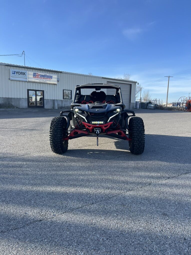 2025 Can-Am Maverick R XRS