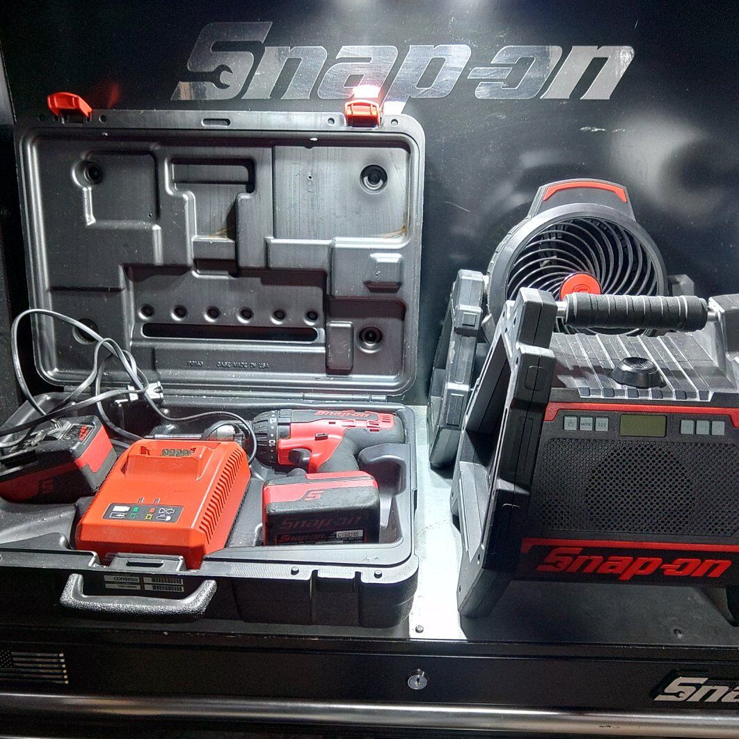 Snap On Tool 18 Volt Hammer Drill-Fan-Speakerl