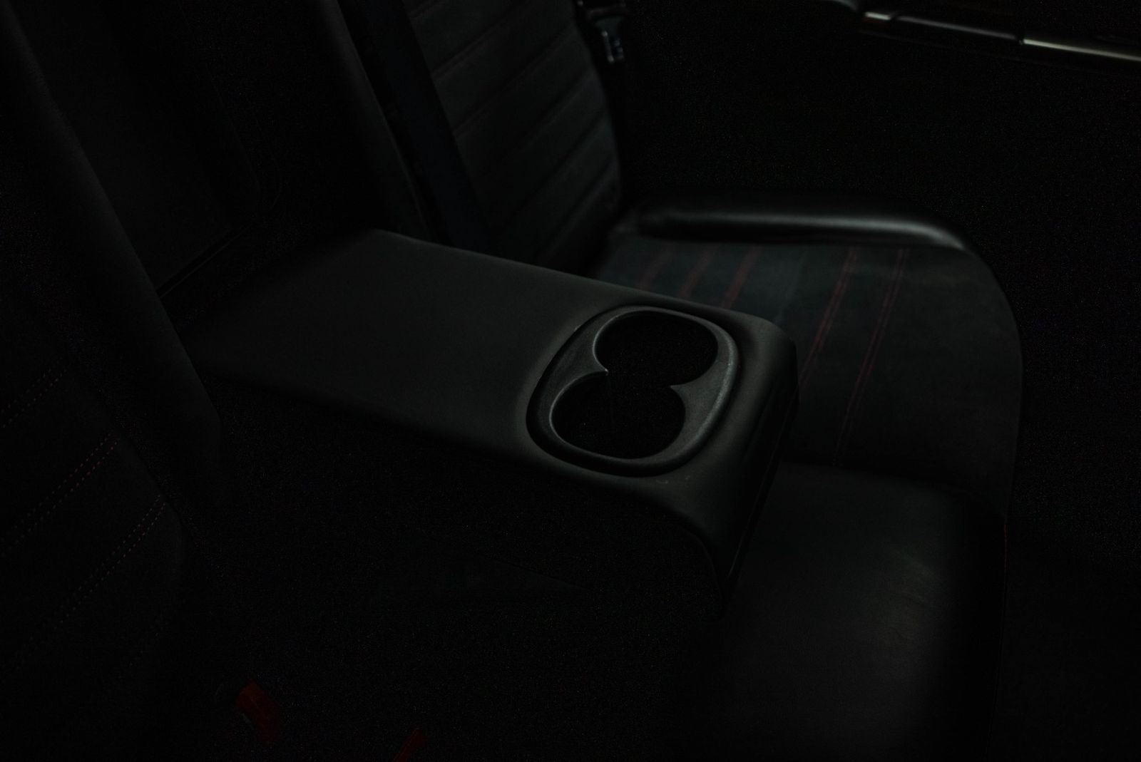 Main image 12