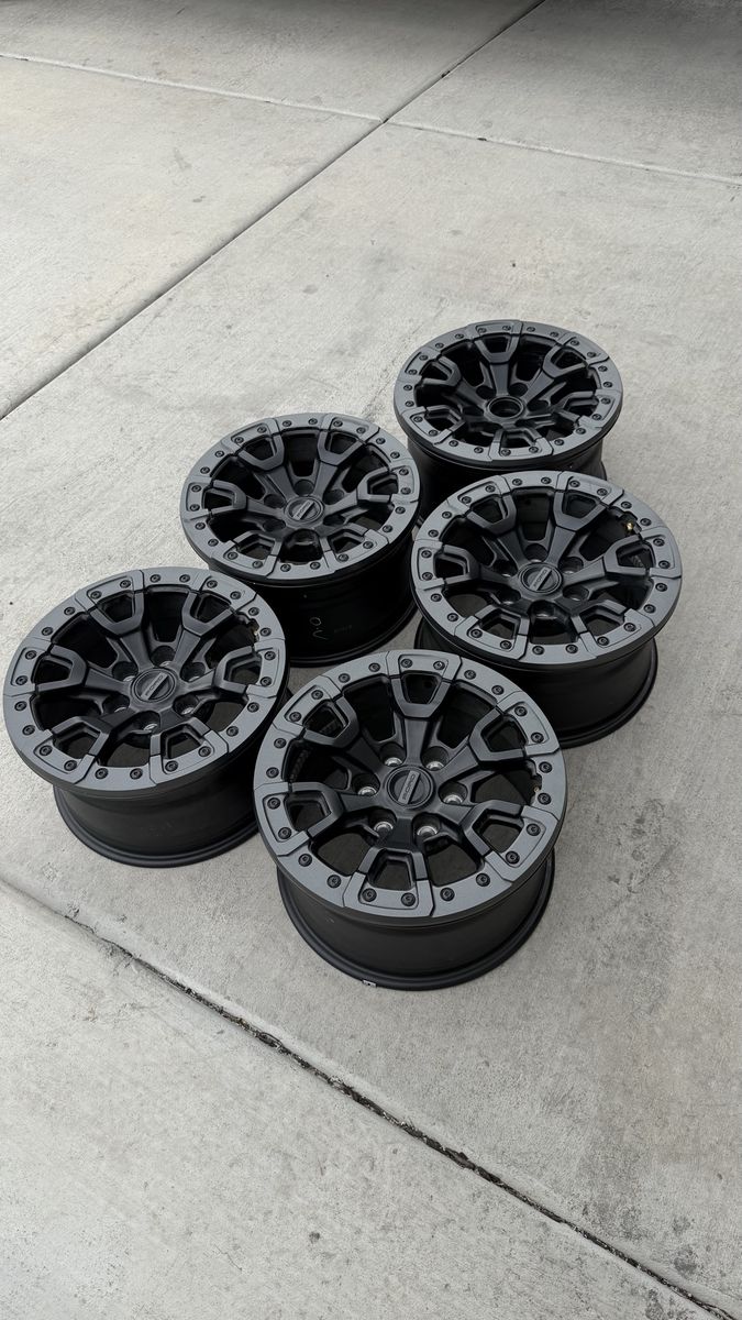 Ford Raptor Rims 17” almost new