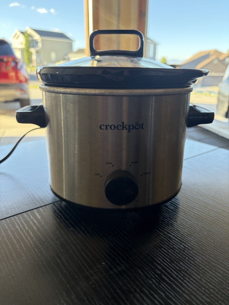 Crockpot Stainless Steel Slow Cooker - Small, Portable, Warm/Low/High Settings