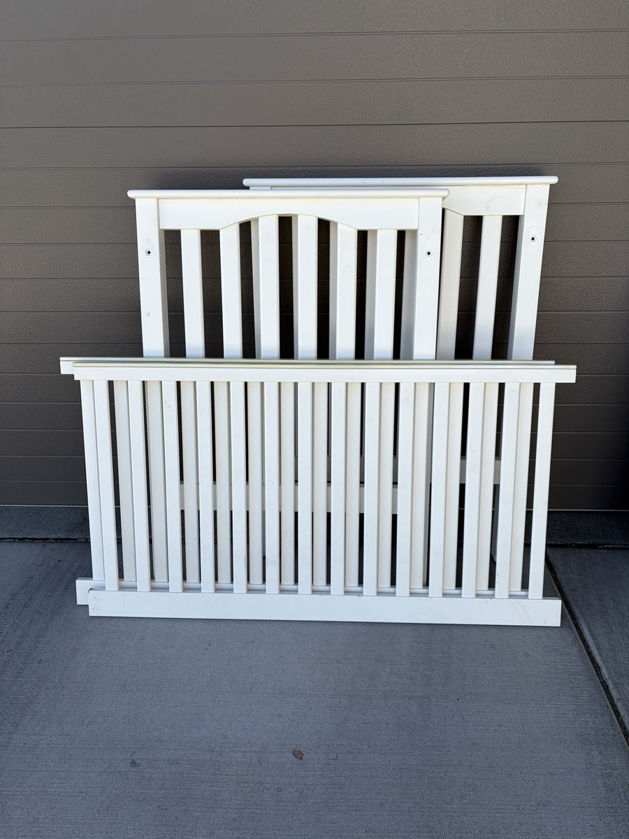 PBK Kendall Convertible Crib and Lullaby crib and toddler 2 stage mattress