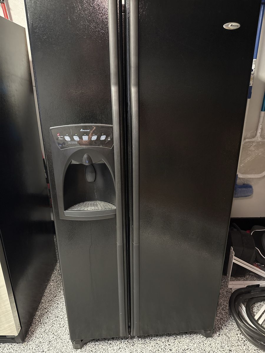 Amana Black Side-by-Side Refrigerator with Water Dispenser