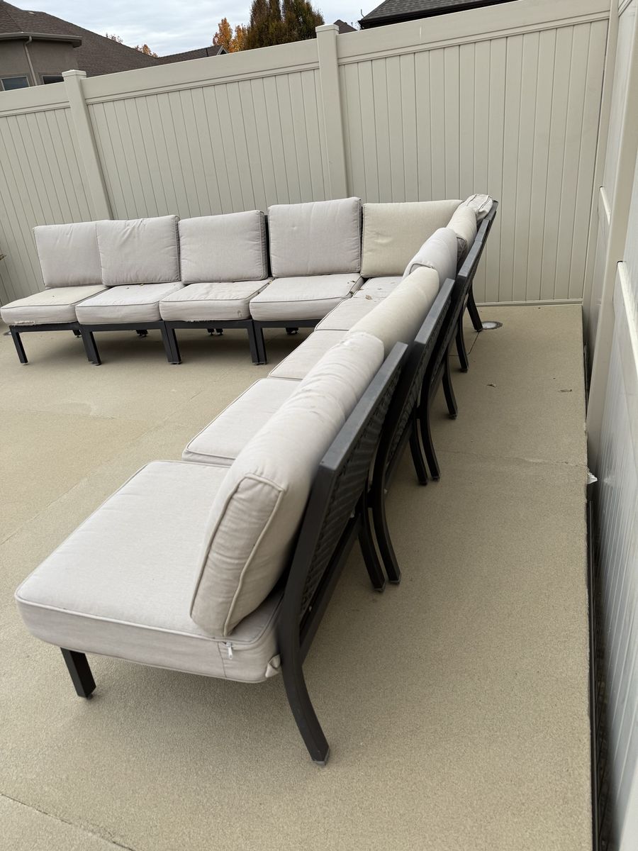Outdoor sectional