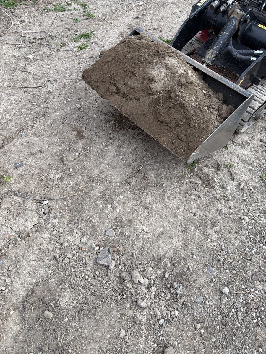 Free Top SoIl To Pick Up