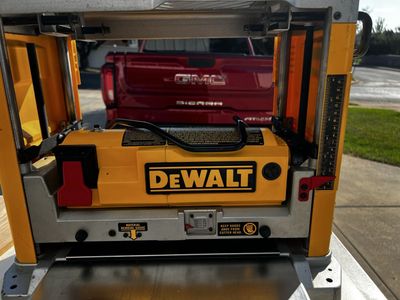 DeWalt DW734 12-1/2 Inch Benchtop Thickness Planer. Just flipped blades over to the unused side