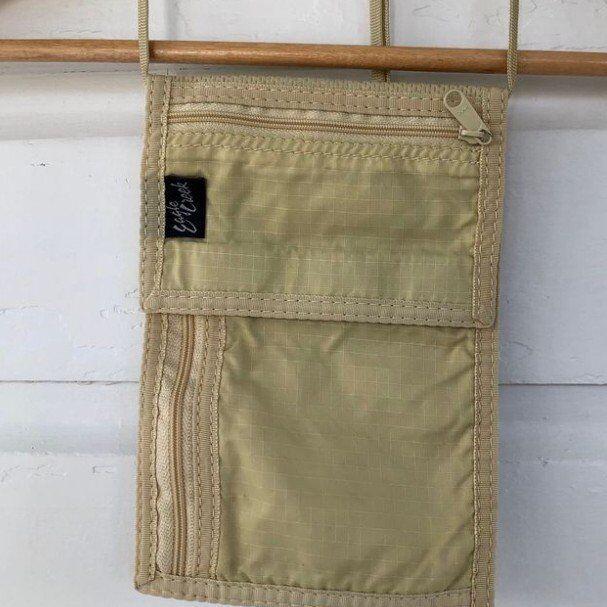 Like New Eagle Creek Security Travel Wallet