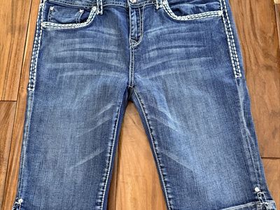 Womens Size 13 LA Idol USA Shorts