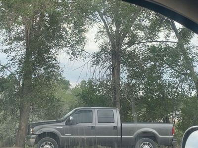 2006 ford f250 lariat IT DOES RUN AND DRIVE