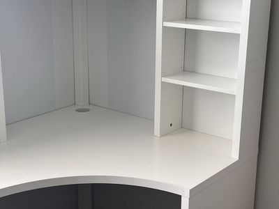MICKE corner workstation with chair